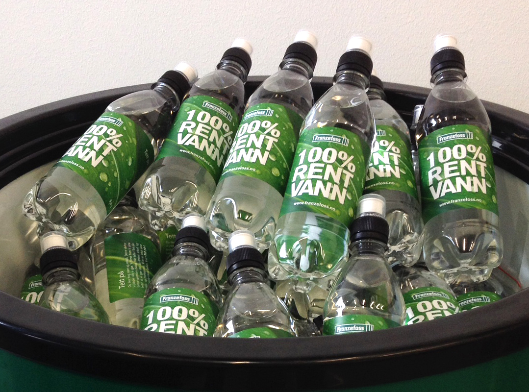 Design av vannflasker for Franzefoss AS